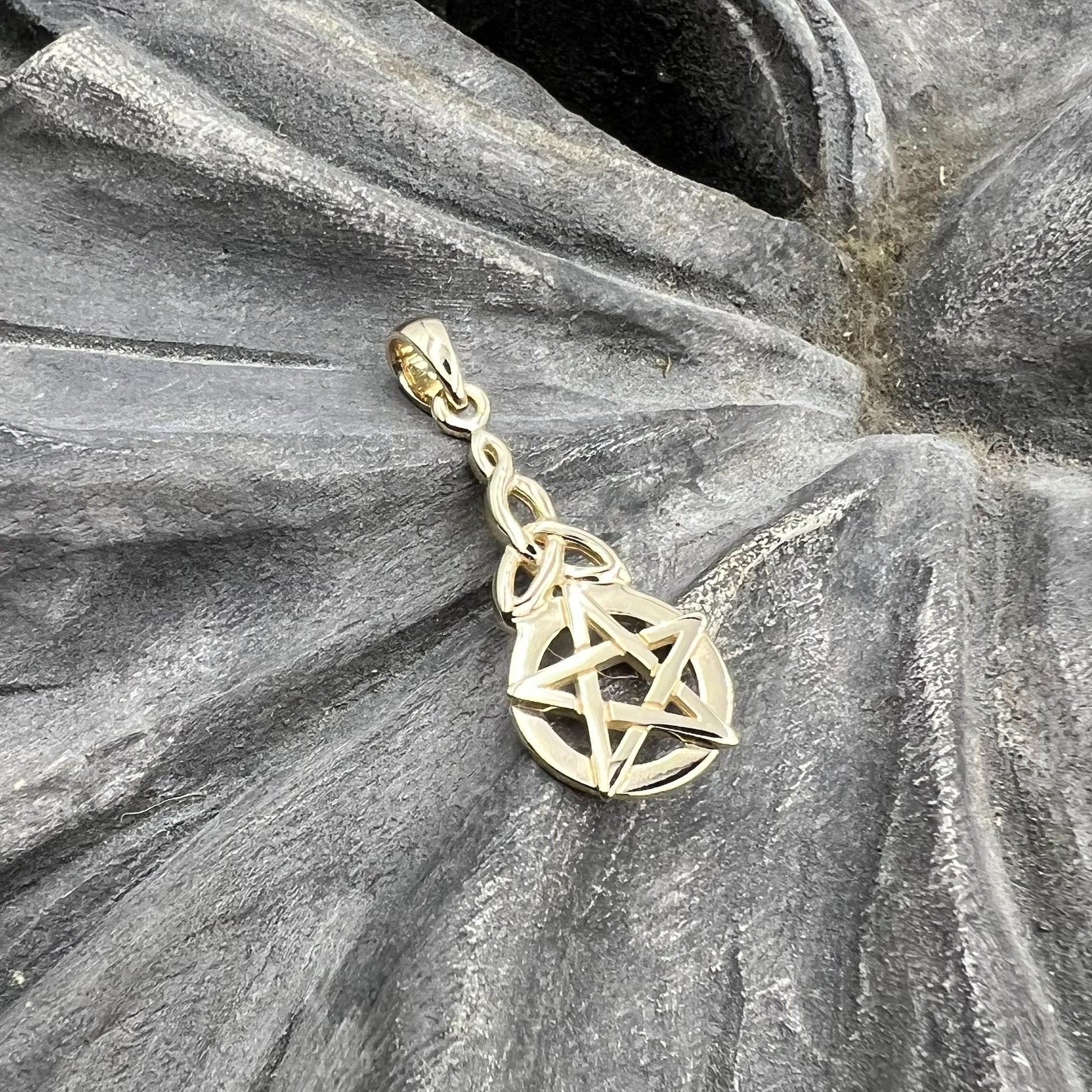 Pentagram Pentacle 14K Yellow Gold Pendant GTP1359