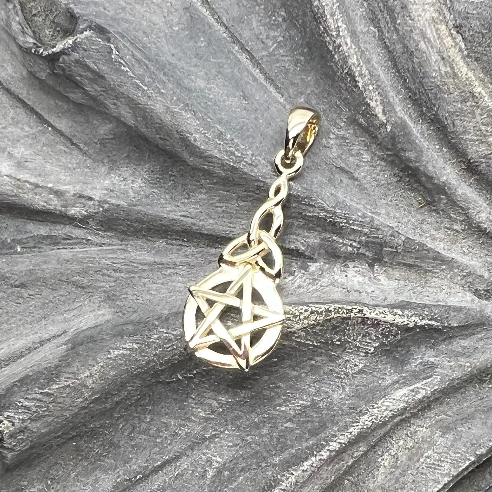 Pentagram Pentacle 14K Yellow Gold Pendant GTP1359